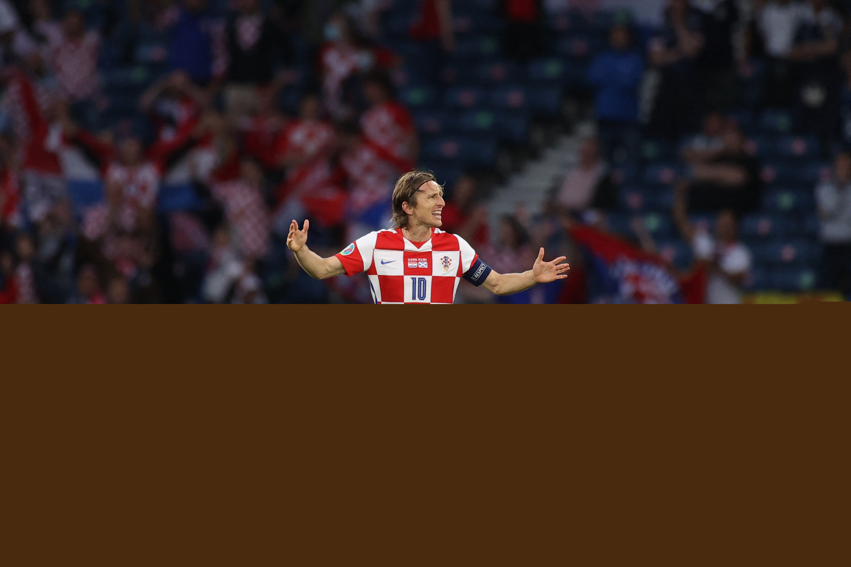 意甲-弗格森、多夫比克破门 罗马2-0客胜莱切