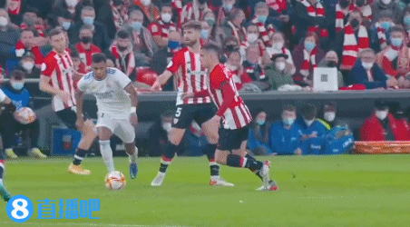 利物浦锋线全要走？英媒曝阿森纳将签若塔，迪亚斯是巴萨第一目标