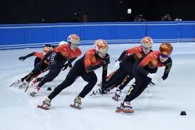 德州扑克位置学：为什么“按钮位（Button）”的胜率比盲注位高出 30%？（德州扑克位置优势解析：为何按钮位的胜率比盲注位高30%？）